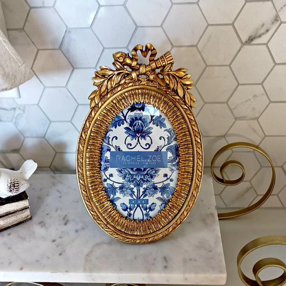 NEW! ORNATE OVAL FRAME Rachel ZOE 4